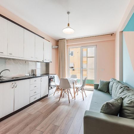 Sunny Central Apartment ดูร์เรส ภายนอก รูปภาพ