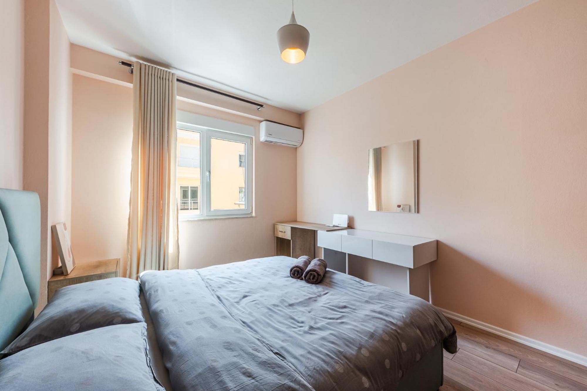 Sunny Central Apartment ดูร์เรส ภายนอก รูปภาพ